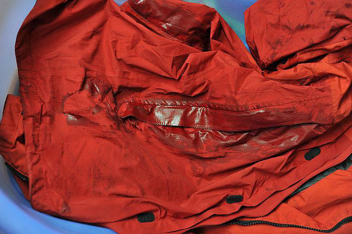 睿牛制衣(沖鋒衣生產(chǎn)廠家)